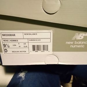 Men's new balance shoes